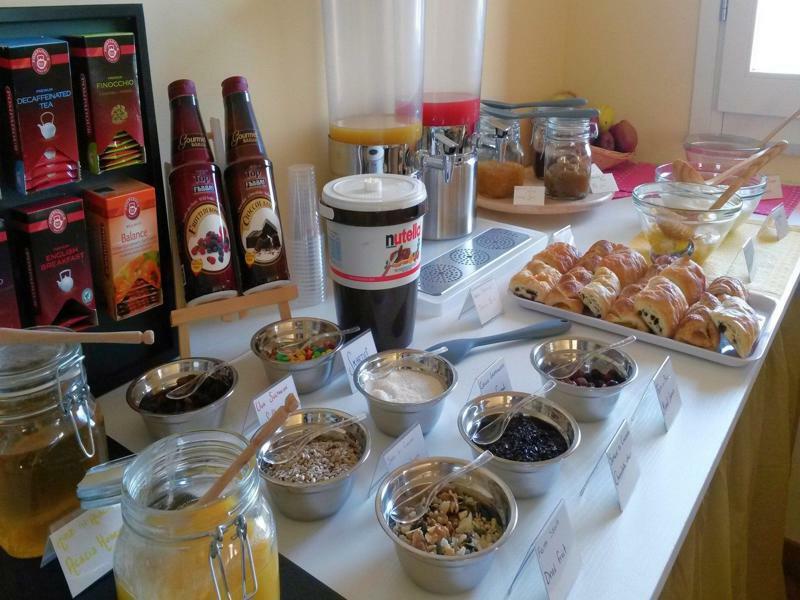 Al Borgo Aparthotel Sarzana Bagian luar foto